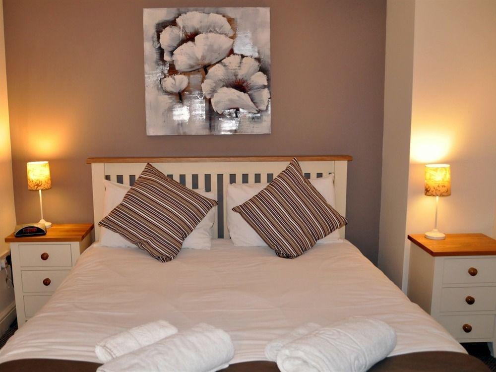 The Chequers Inn Cassington Экстерьер фото